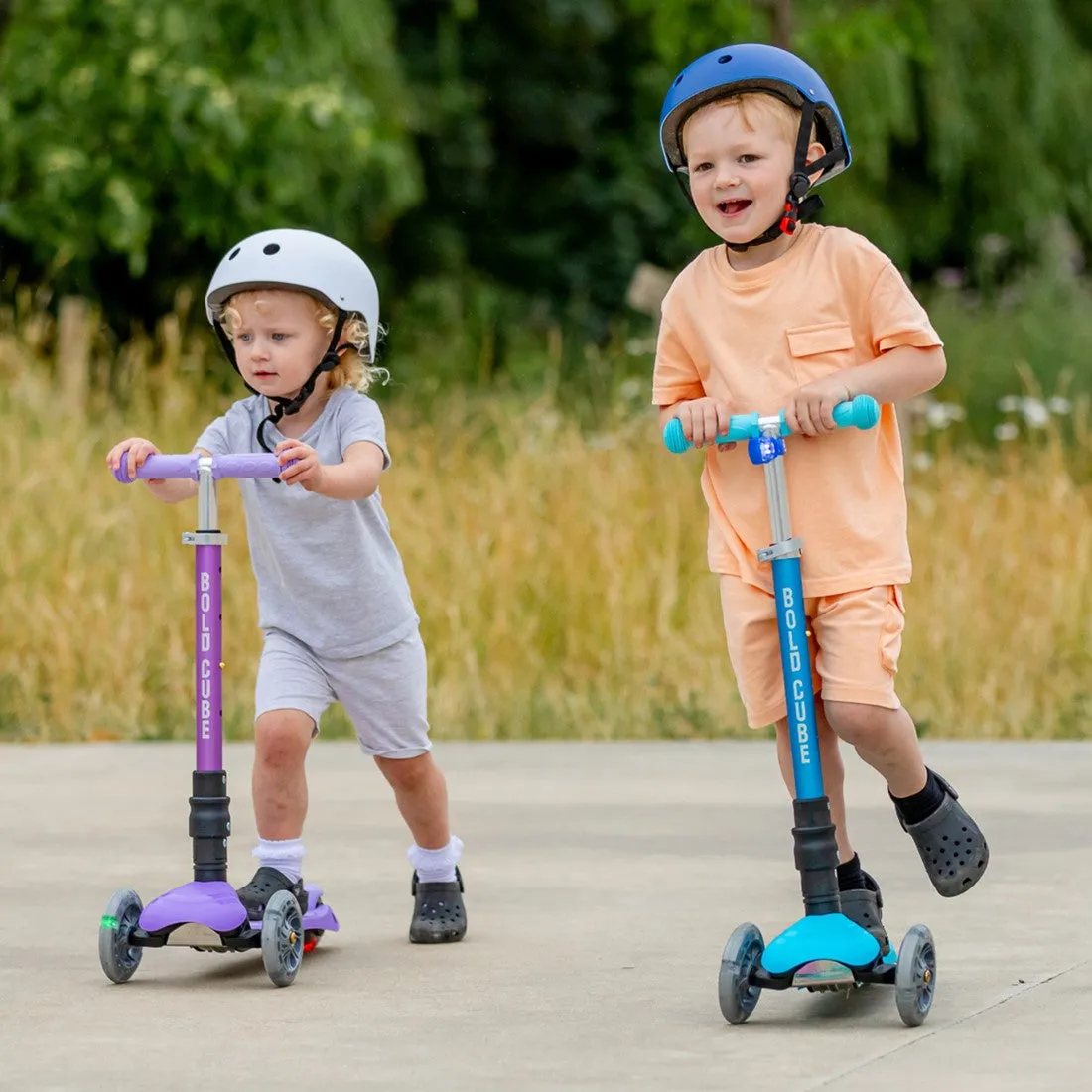 BOLD CUBE Teeny Fold 3 Wheel Scooters - Assortierte Farben