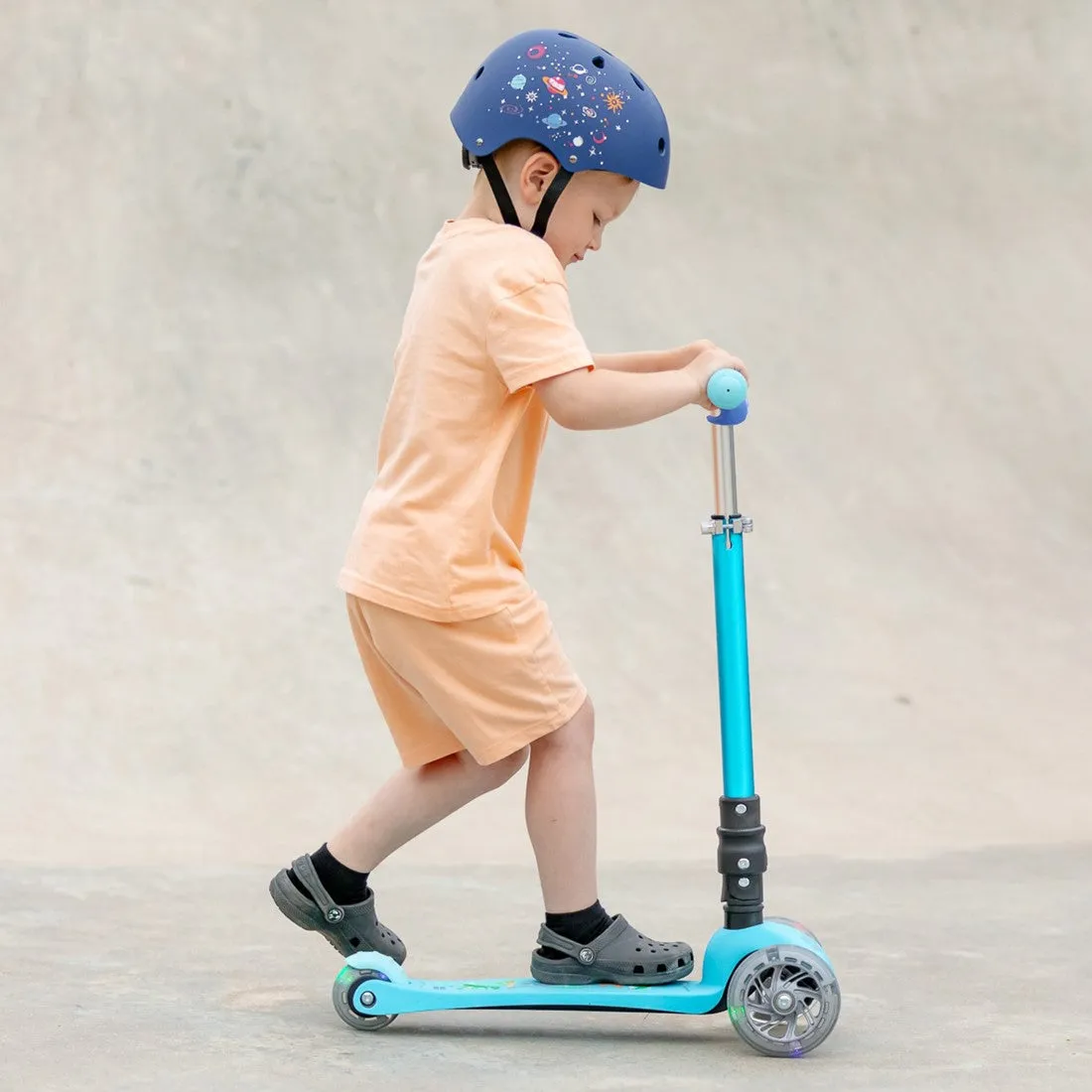 BOLD CUBE Teeny Fold 3 Wheel Scooters - Assortierte Farben