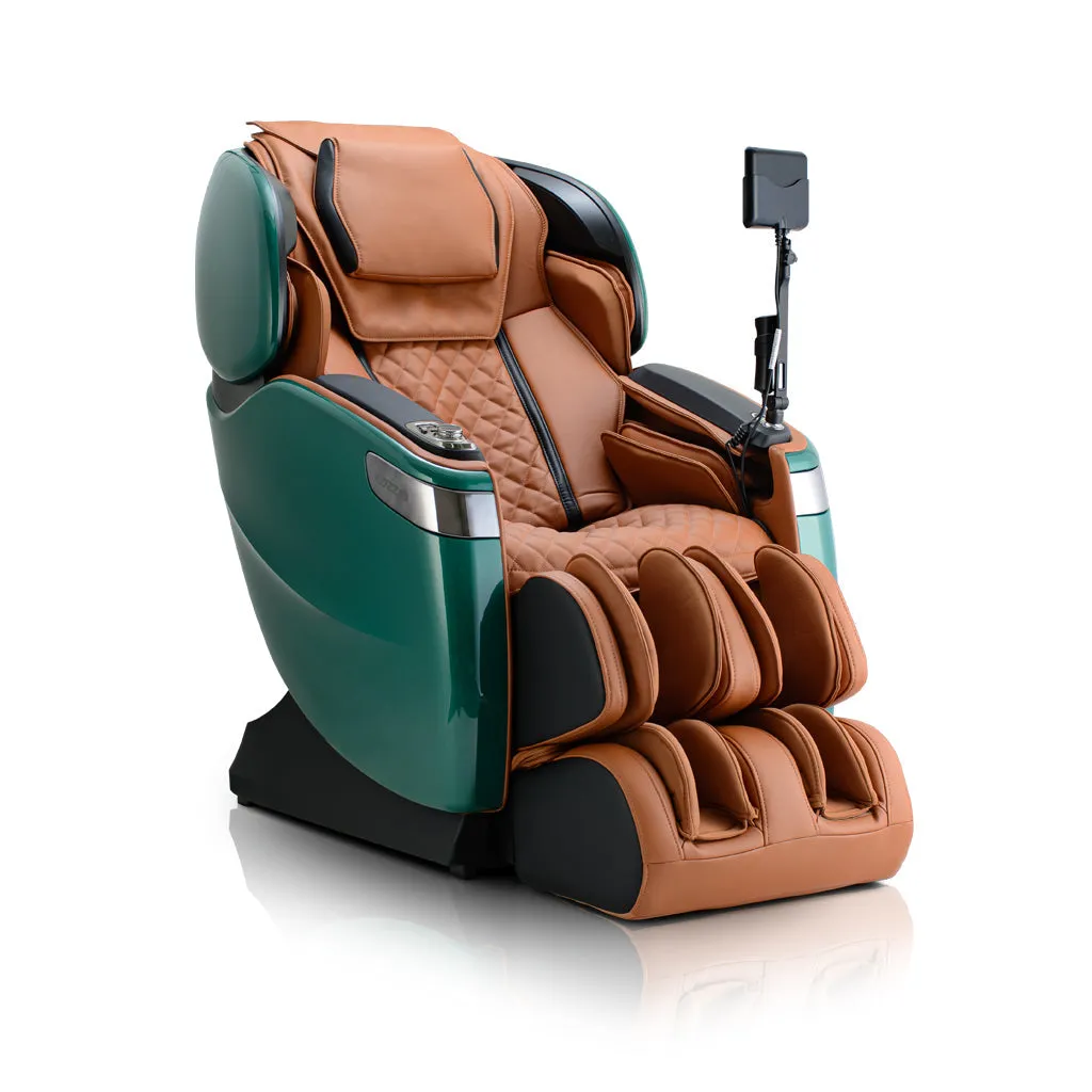 Qi™ XE Pro Massage Chair in Black