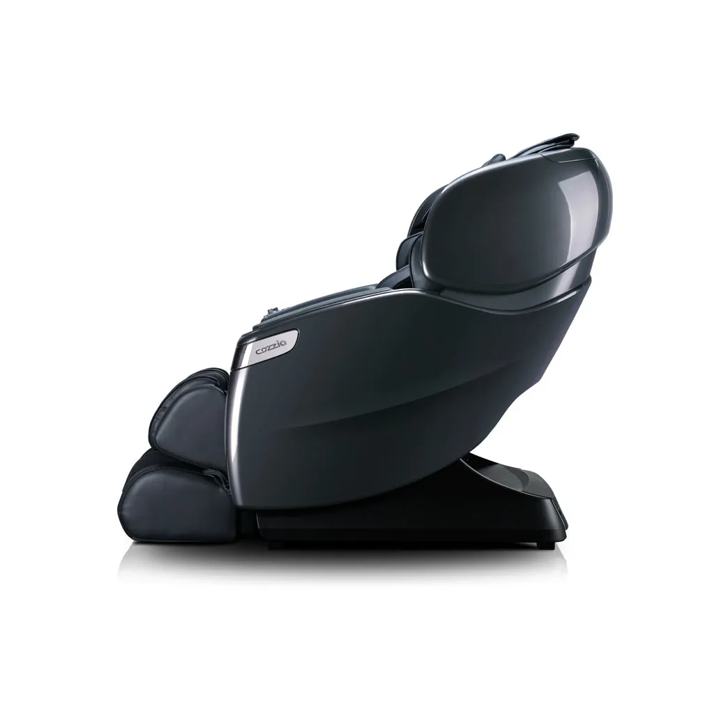 Qi™ XE Pro Massage Chair in Black