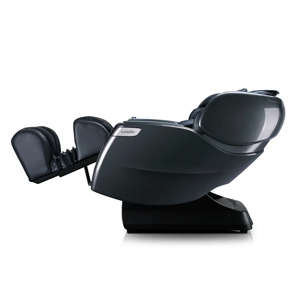 Qi™ XE Pro Massage Chair in Black