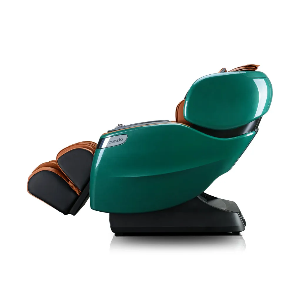 Qi™ XE Pro Massage Chair in Black