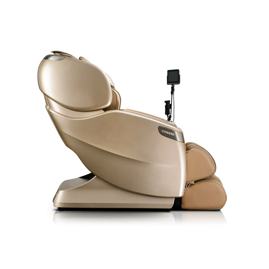 Qi™ XE Pro Massage Chair in Black