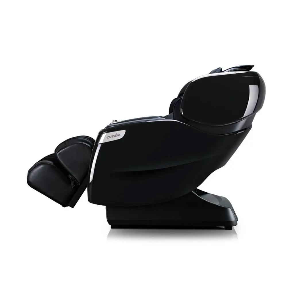 Qi™ XE Pro Massage Chair in Black