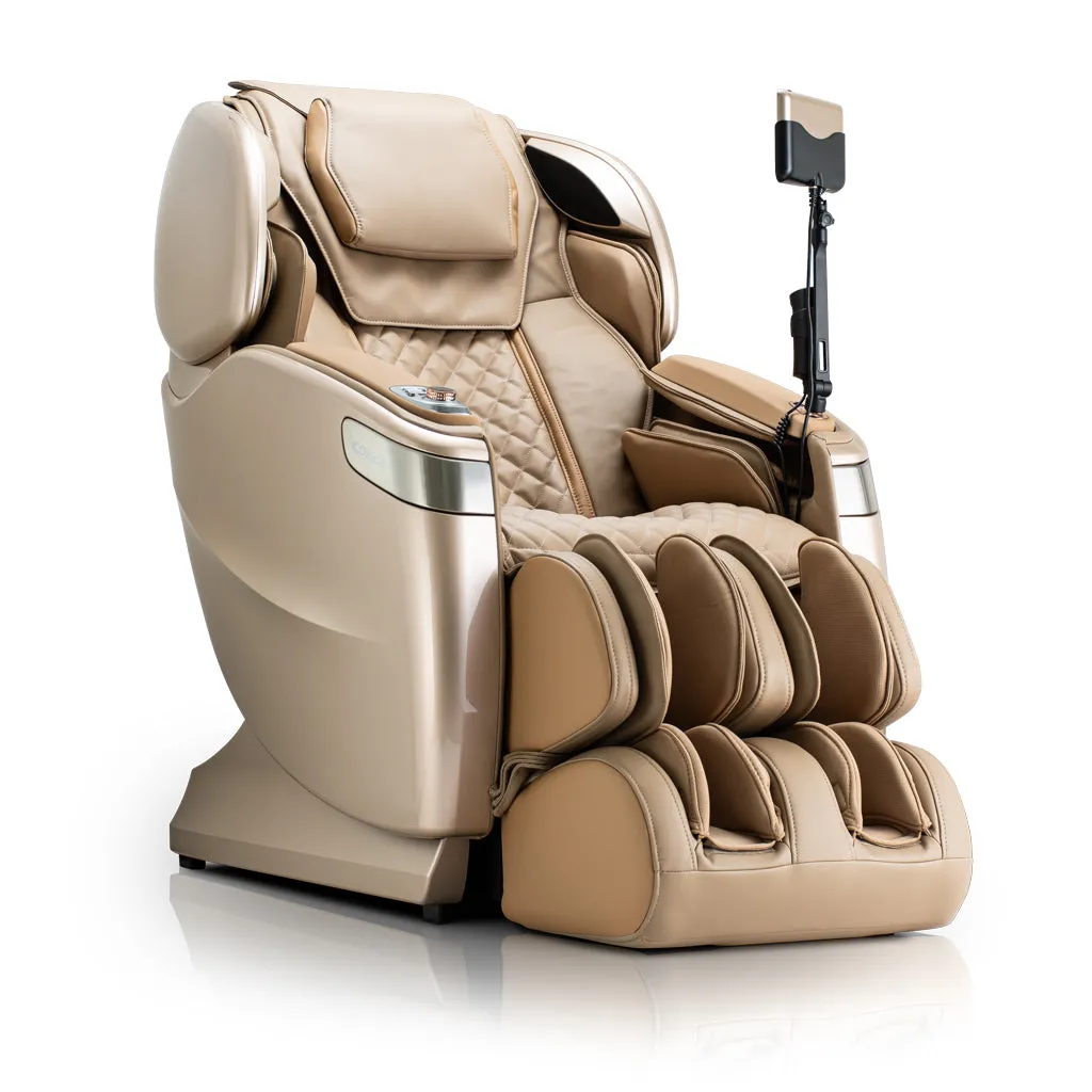 Qi™ XE Pro Massage Chair in Black