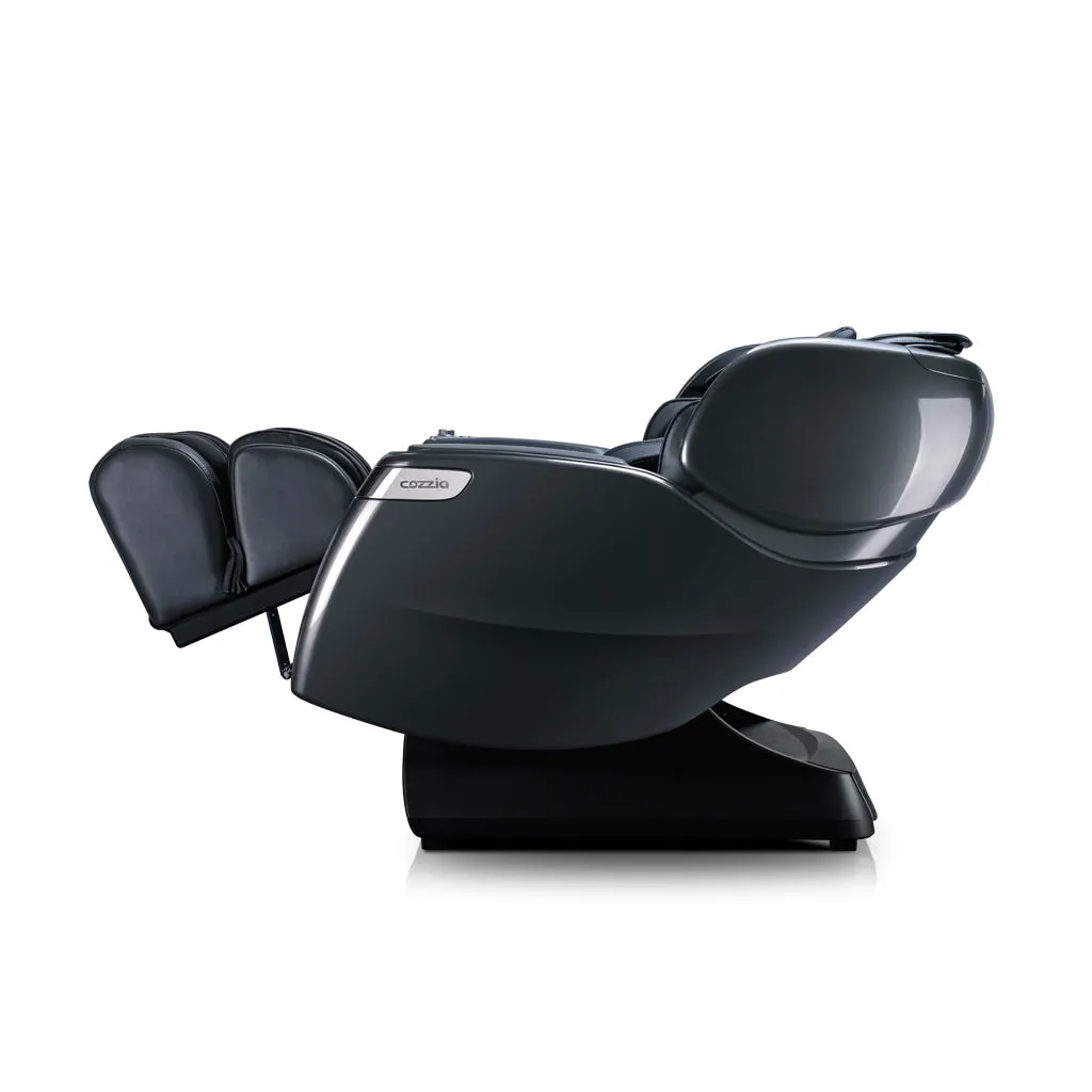 Qi™ XE Pro Massage Chair in Black